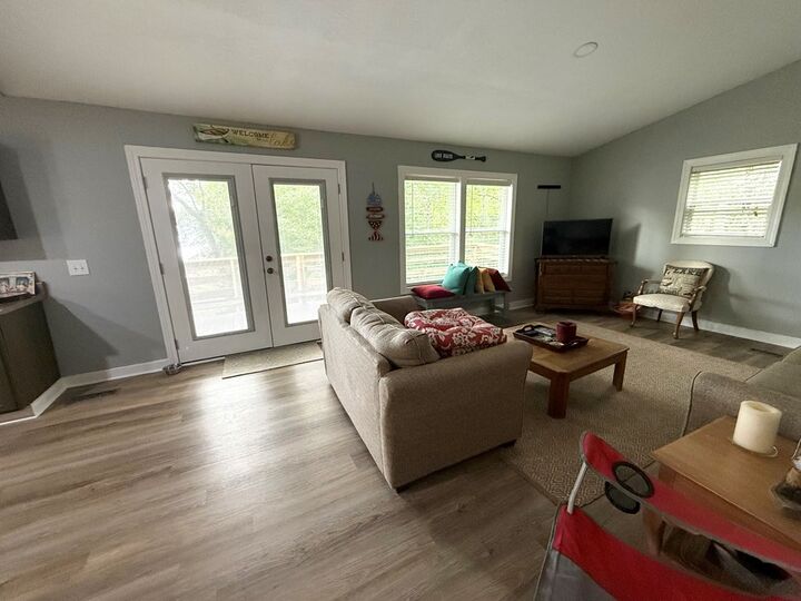 Property Photo:  1095 Lakeview Street  AL 36310 