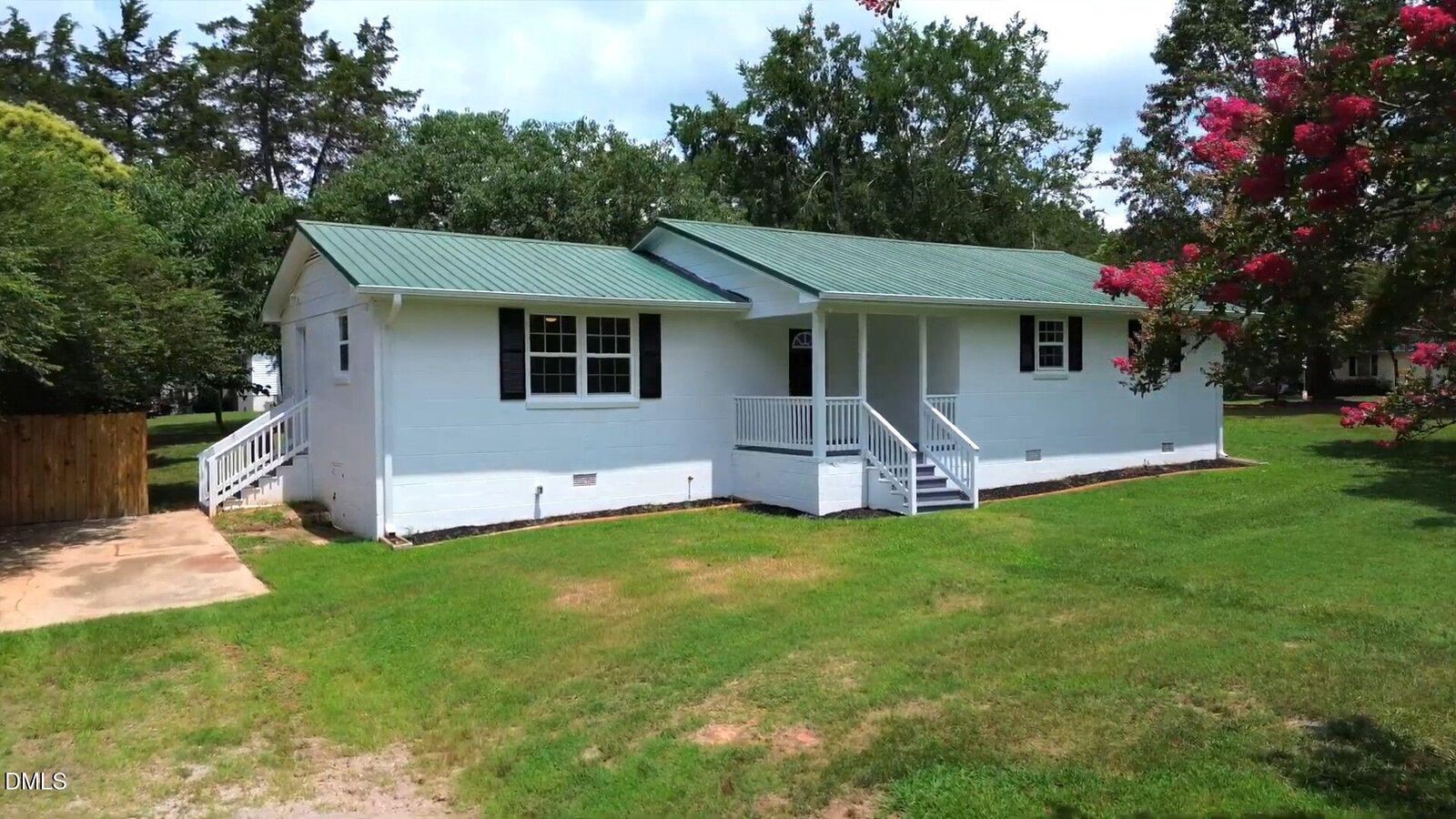 Property Photo:  501 Warren Street  NC 27589 