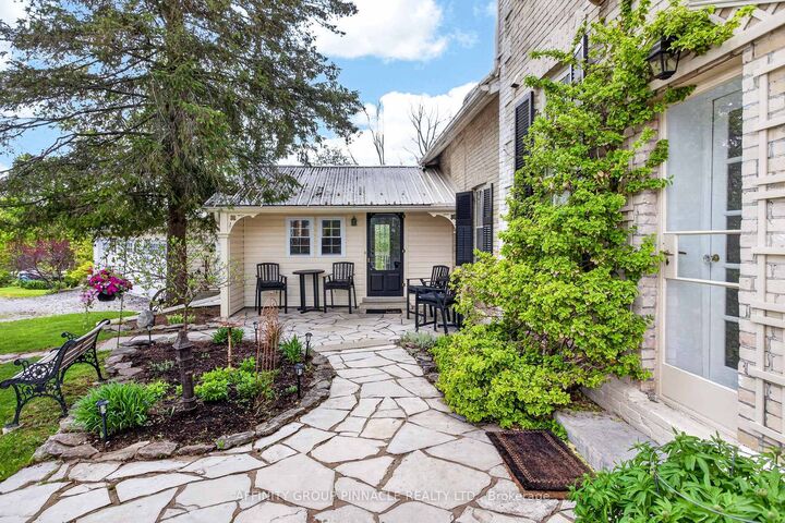 Property Photo:  145 King Street  ON K0M 2T0 