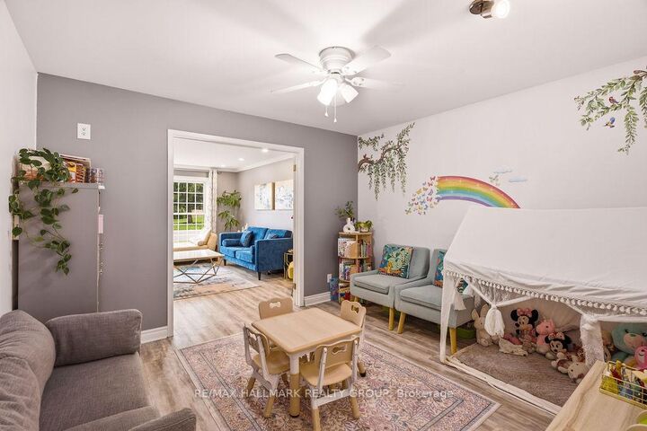 Property Photo: 73 Banner Road ON K2H 9K8