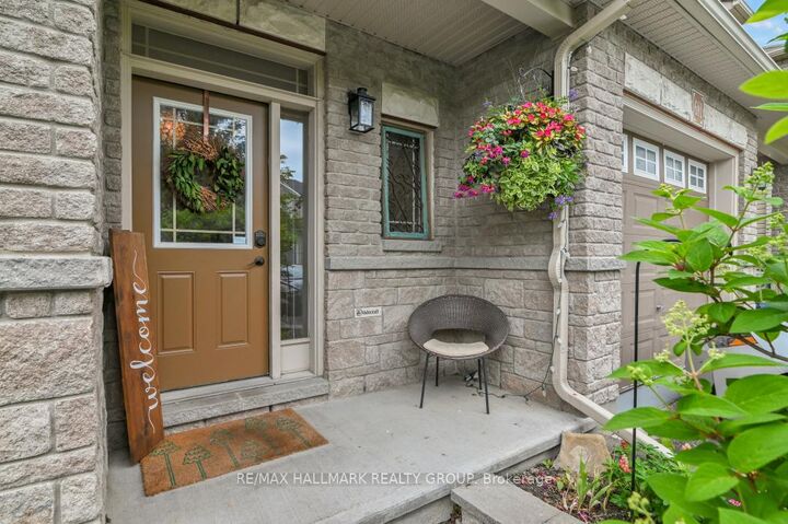 Property Photo: 679 Percifor Way ON K1W 0E2
