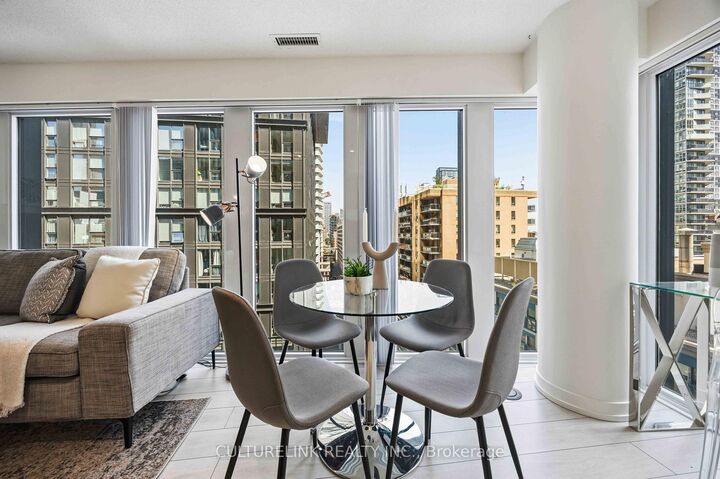 Property Photo: 60 Shuter Street 1611 ON M5B 0B7