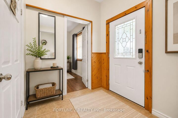 Property Photo: 570 Pall Mall Street ON N5Y 2Z7