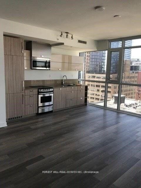Property Photo:  290 Adelaide Street W 1204  ON M5V 1P7 