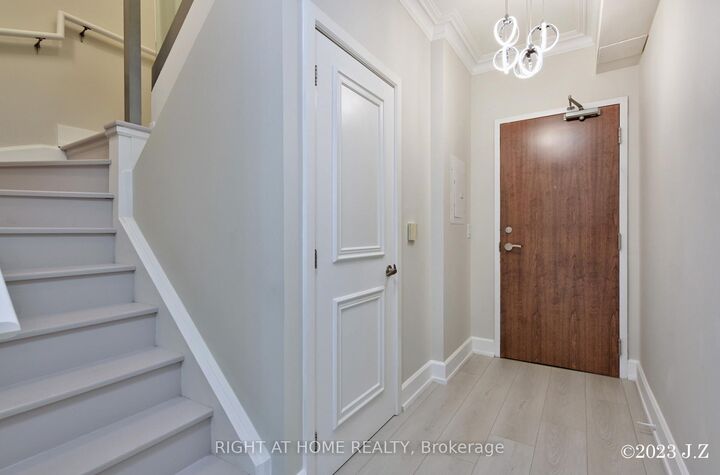 Property Photo:  650 Sheppard Avenue E Ph15  ON M2K 1B7 