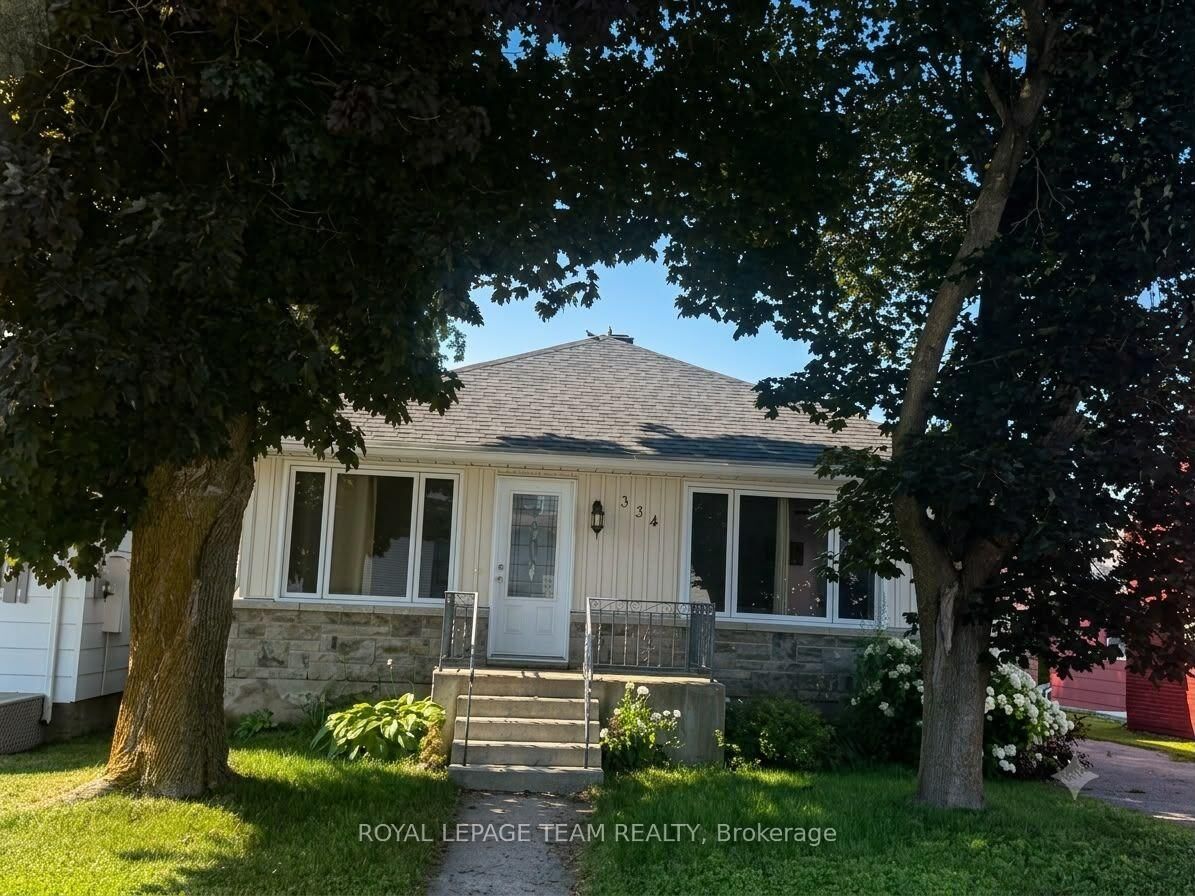 Property Photo:  334 Telegraph Street  ON K0B 1A0 