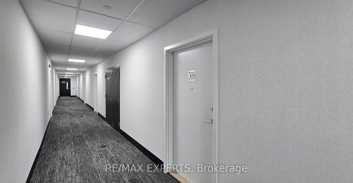 Property Photo:  3401 Ridgeway Drive 308  ON L5L 0B9 