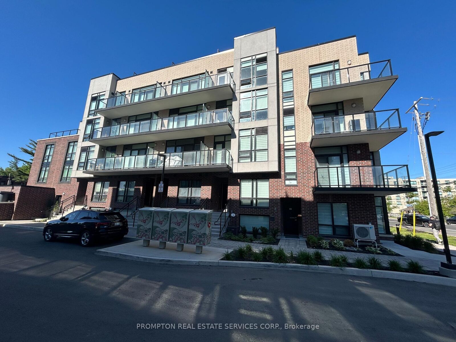 Property Photo:  871 Sheppard Avenue W 41  ON M3H 0E8 