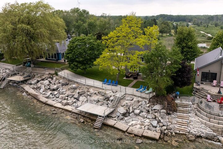 Property Photo:  2118 Lakeshore Road  ON N1A 2W8 