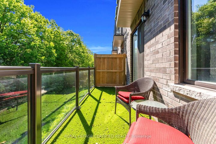Property Photo:  45 Folcroft Street  ON L6Y 6L3 