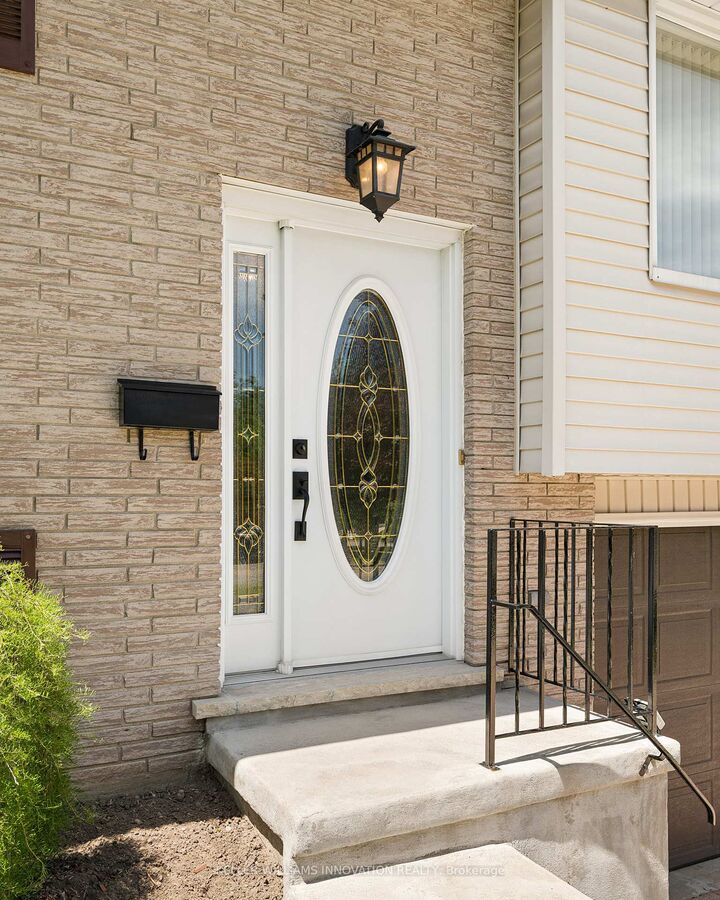 Property Photo:  536 Pioneer Drive  ON N2P 1P2 