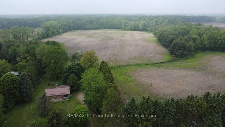 Property Photo: 889 Norfolk County 28 Road ON N0E 1G0