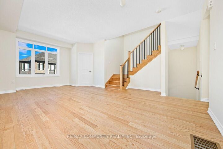 Property Photo: 2614 Apricot Lane ON L1X 0M5