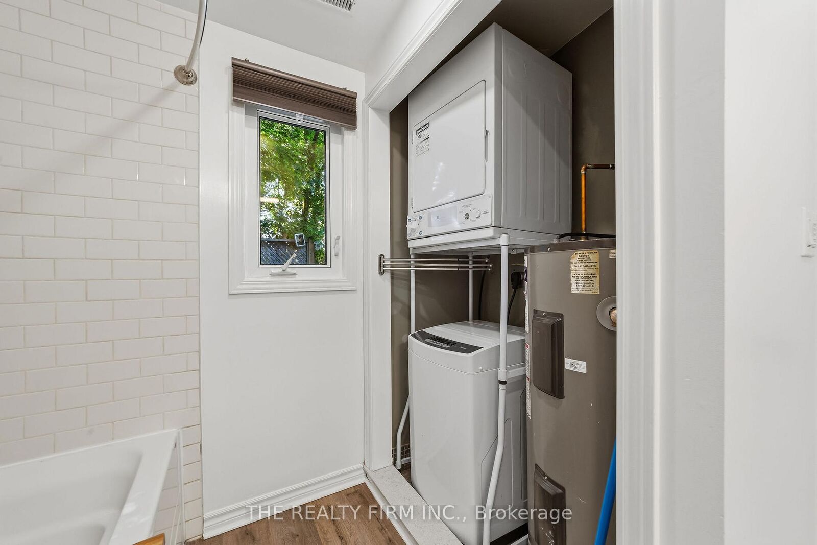Property Photo: 5 Henry Street ON N6B 2L6