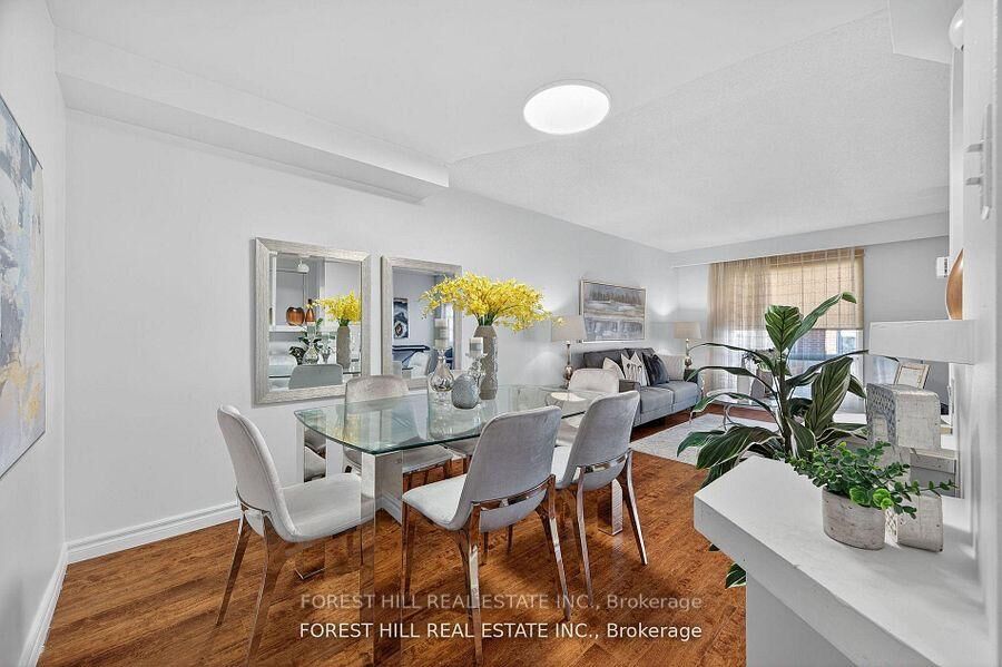 Property Photo:  38 Carnival Court  ON M2R 3T8 