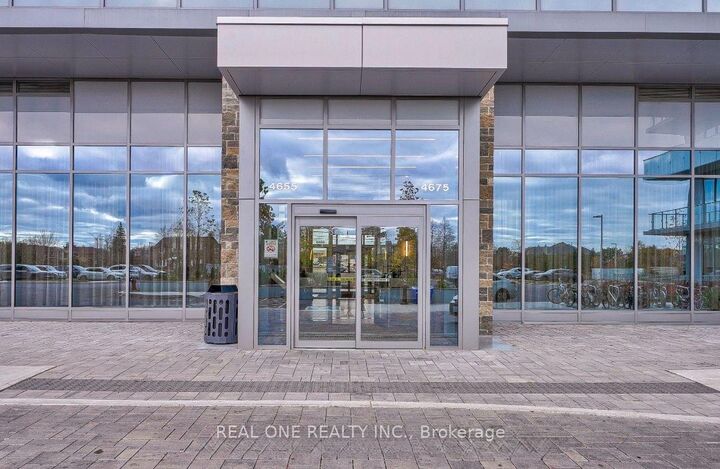 Property Photo:  4655 Metcalfe Avenue 1701  ON L5M 0Z7 