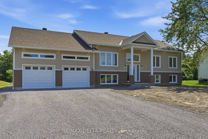 Property Photo: 1025 Quigley Hill Road ON K4C 1H2
