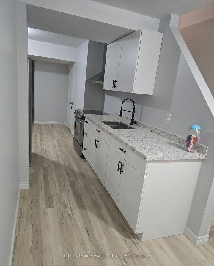 Property Photo:  28 Amanda Walk Basement  ON N3C 4K8 