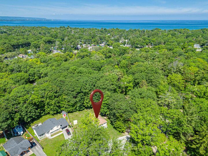 Property Photo:  511 Oxbow Park Drive  ON L9Z 2T8 