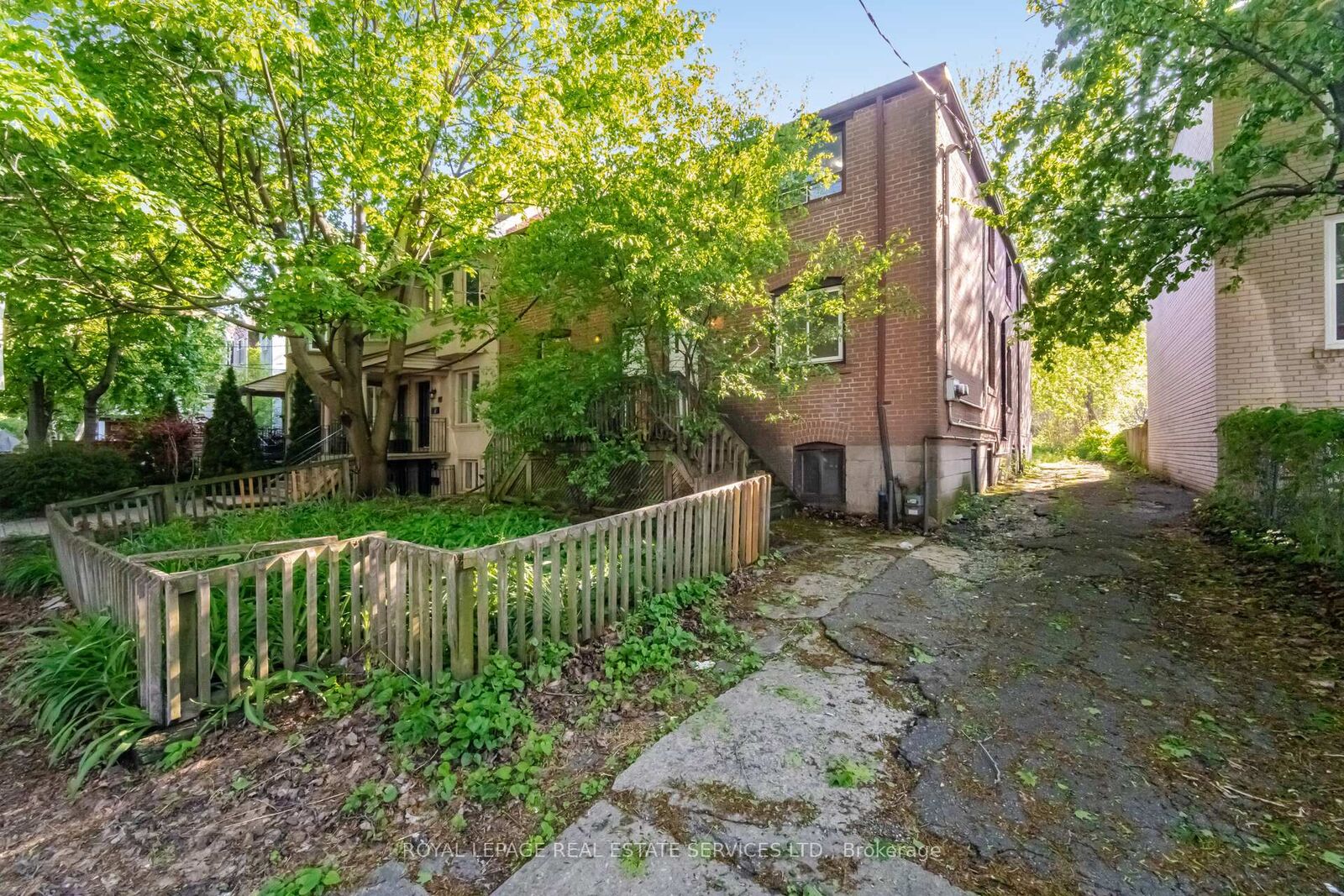 Property Photo: 76-78 Lewis Street ON M4M 2H3