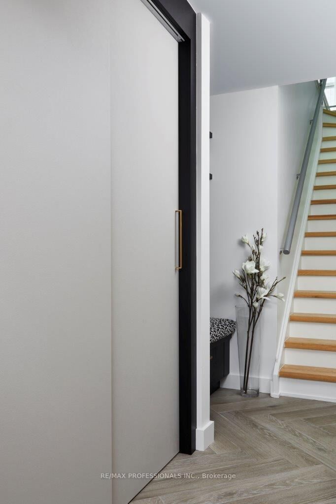 Property Photo:  388 Richmond Street W 510  ON M5A 1P8 