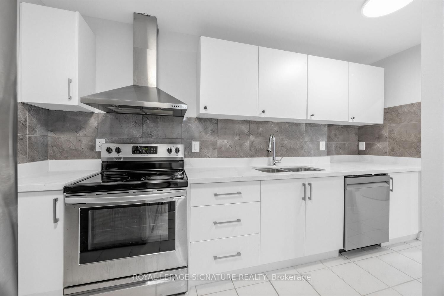 Property Photo: 100 Mornelle Court 1097 ON M1E 4X2