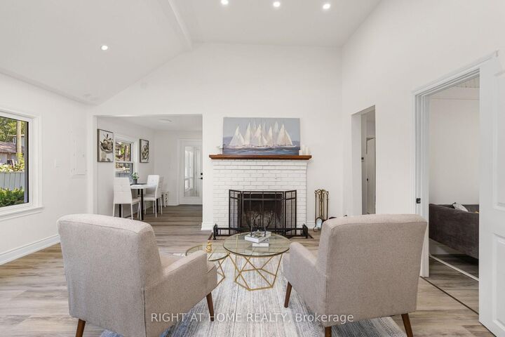 Property Photo:  51 Lakeside Drive  ON L9S 2T8 