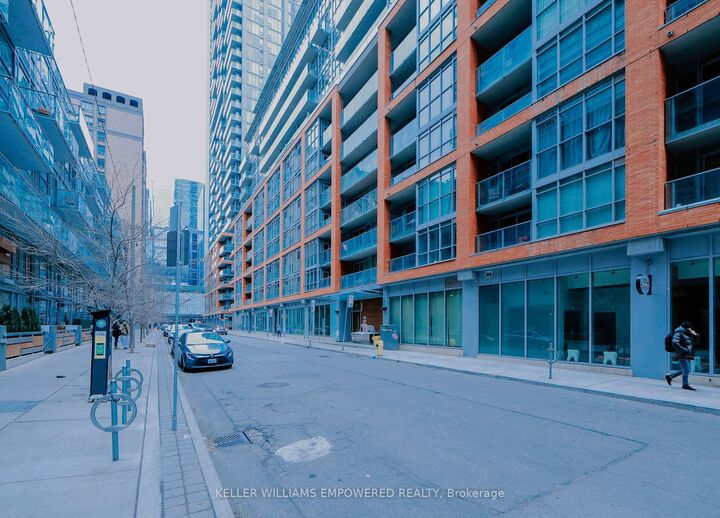 Property Photo: 21 Nelson Street 221 ON M5V 3H9