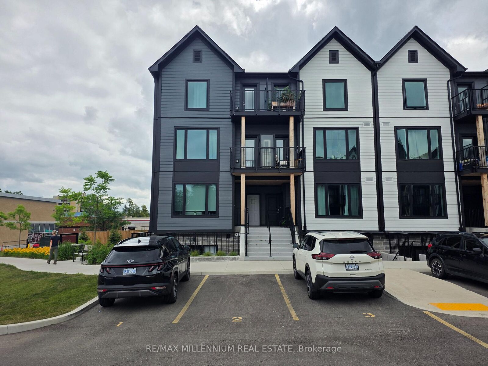 Property Photo:  708 Woolwich Street 103  ON N1H 3Z1 