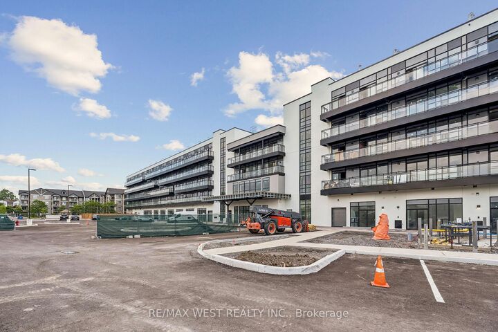 Property Photo: 350 Prince Charles Drive S 114 ON L3C 0L6
