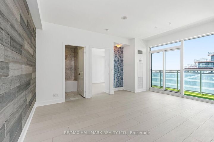 Property Photo:  33 Shore Breeze Drive 701  ON M8V 0G1 