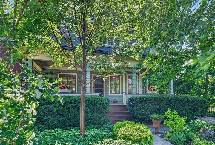 Property Photo: 526 Burlington Avenue ON L7S 1R8