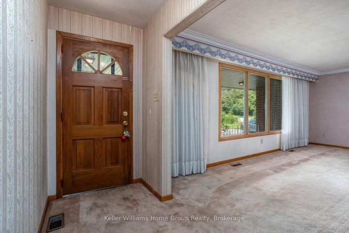 Property Photo: 832 Victoria Road S ON N1L 1C6