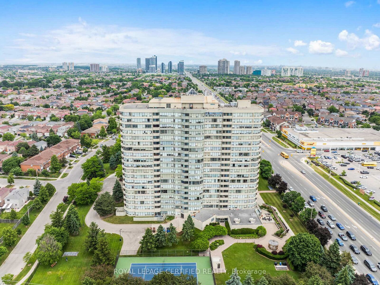 Property Photo: 700 Constellation Drive 210 ON L5R 3G8
