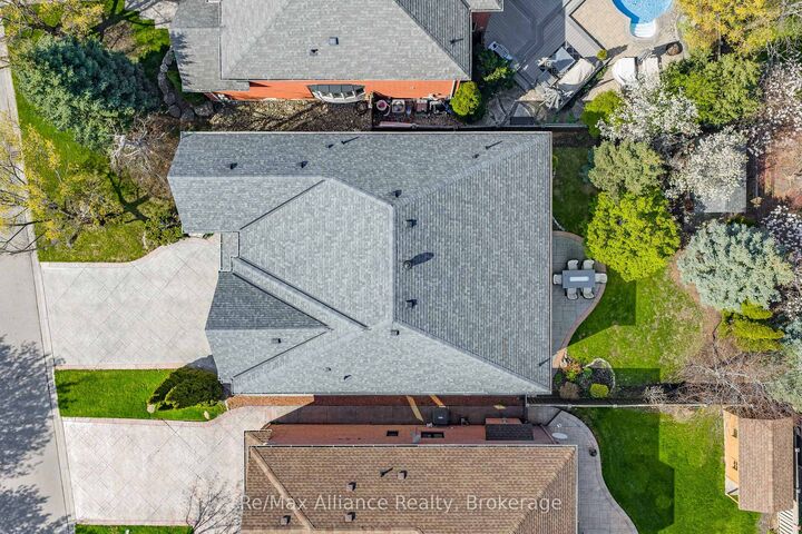 Property Photo:  2182 Galloway Drive  ON L6H 6T4 