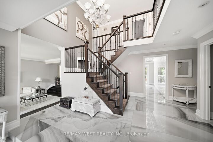 179 Ellis Avenue — photo 1