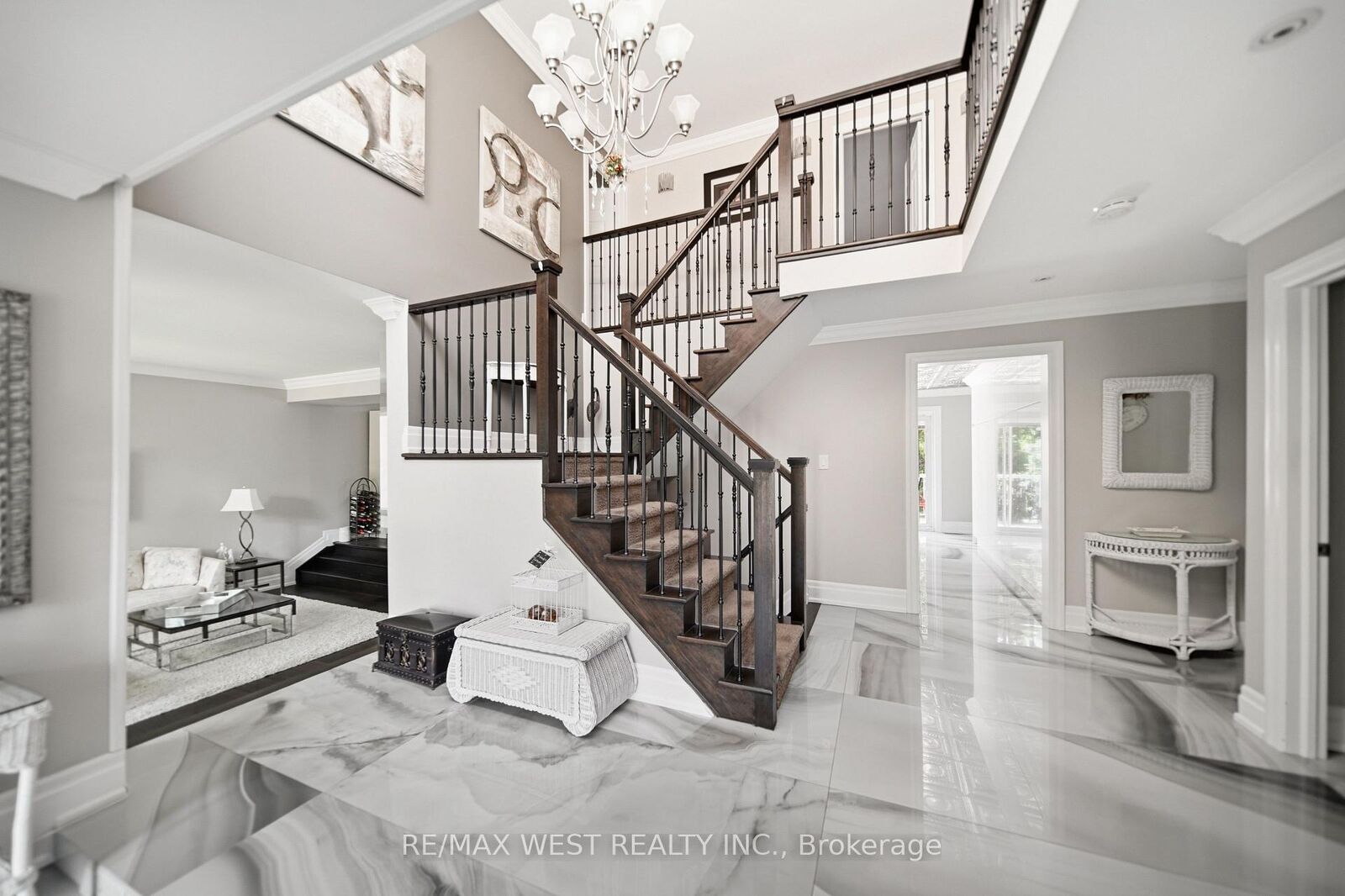 Property Photo:  179 Ellis Avenue  ON L0G 1N0 