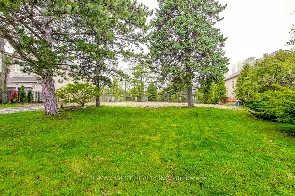 Property Photo:  Part Lot 2 Fairview Road W  ON L5B 1K7 