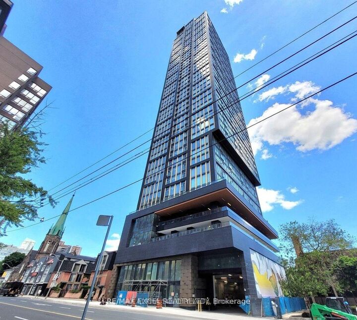 319 Jarvis Street 4808 — photo 1