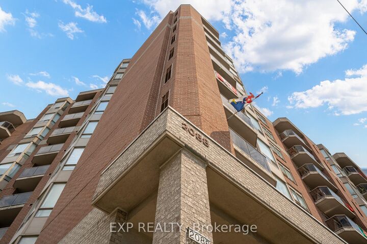 2088 Lawrence Avenue W 707 — photo 1