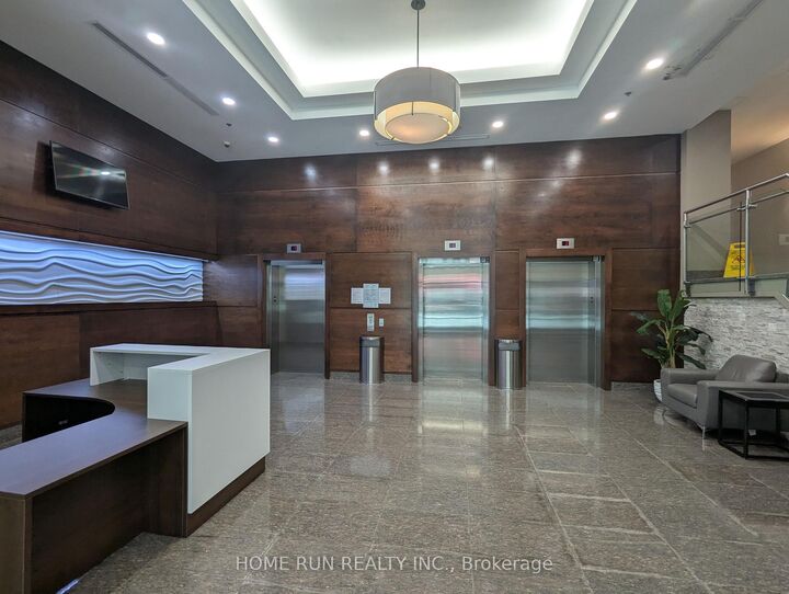 Property Photo:  238 Besserer Street 1201  ON K1N 6B1 
