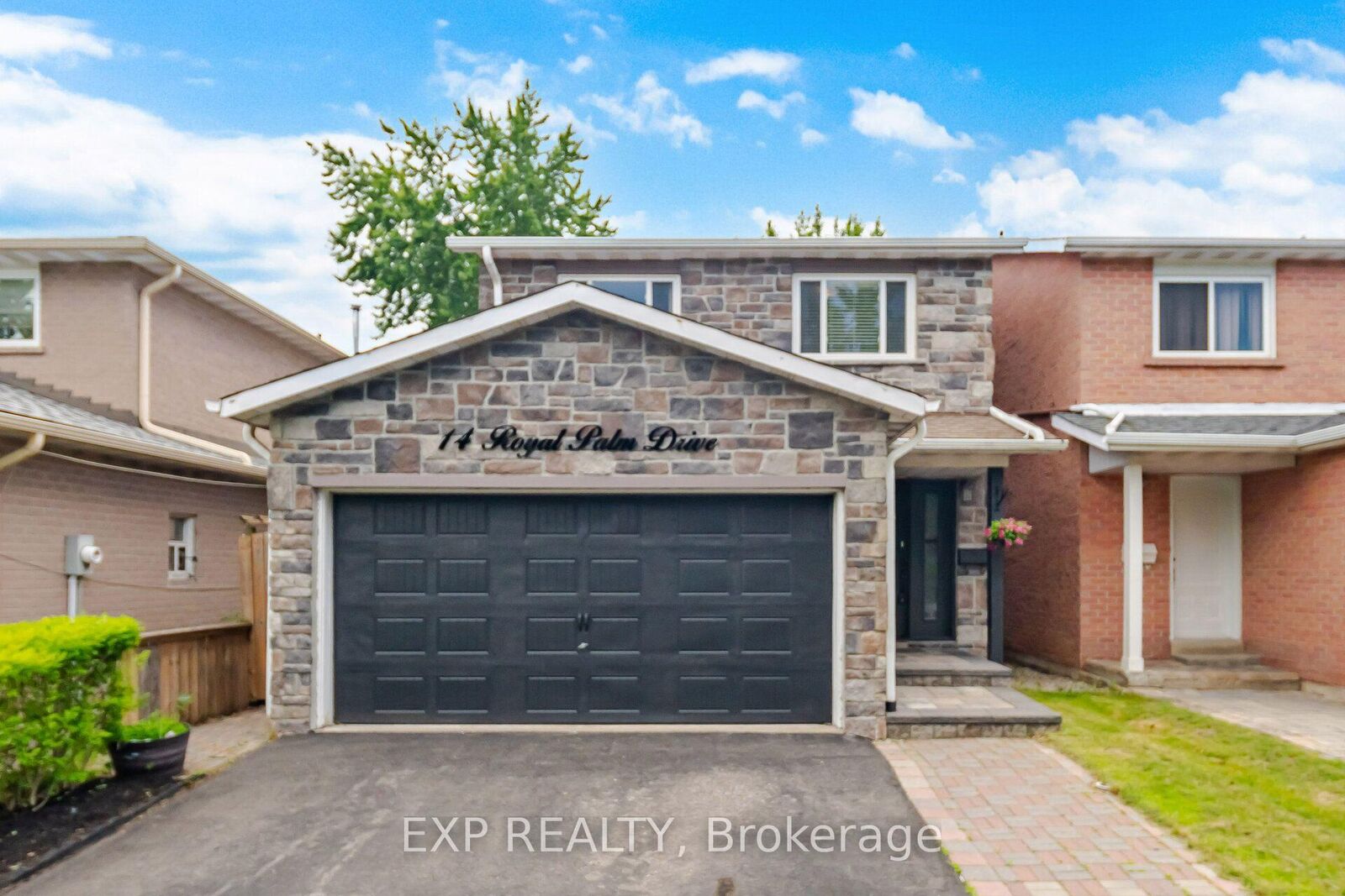 Property Photo: 14 Royal Palm Drive ON L6Z 1P5