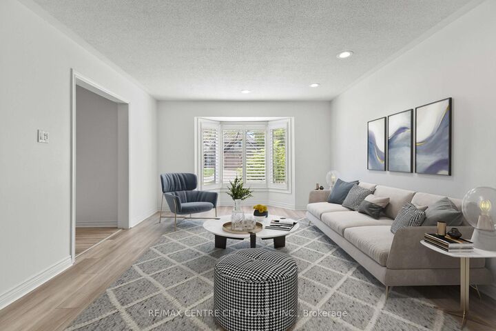 Property Photo: 83 Bracebridge Court ON N5X 3V2