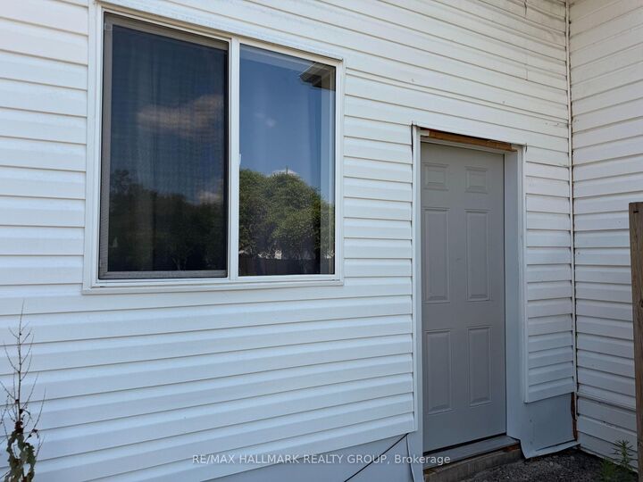 Property Photo: 3755 Albion Road ON K1T 1A6