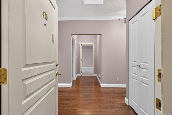 Property Photo:  220 Island Hwy W #410  BC V9P 2P3 