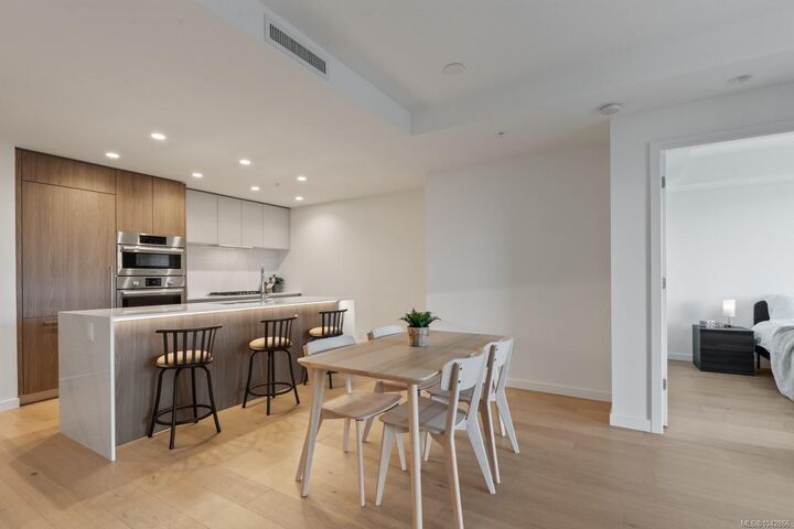 Property Photo:  2000 Hannington Rd #1012  BC V9B 6R6 