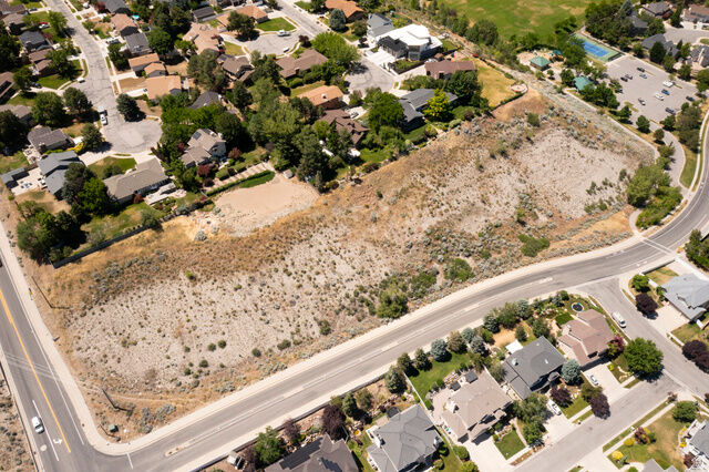 Property Photo: 2985 E Hollow Mill Dr S UT 84121