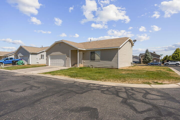 Property Photo:  612 W 1300 N  UT 84721 