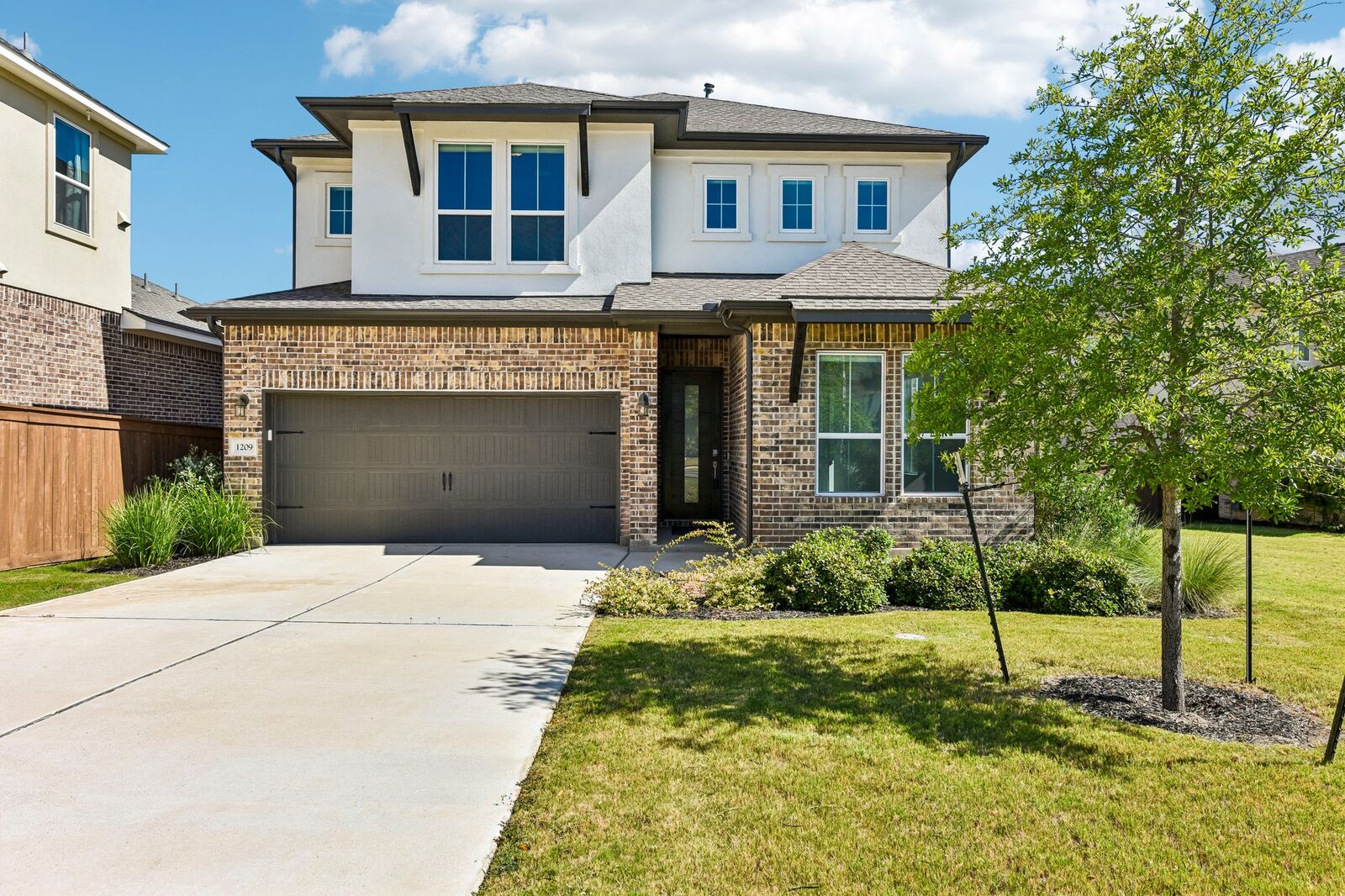Property Photo:  1209 Willie Ranch Way  TX 78641 