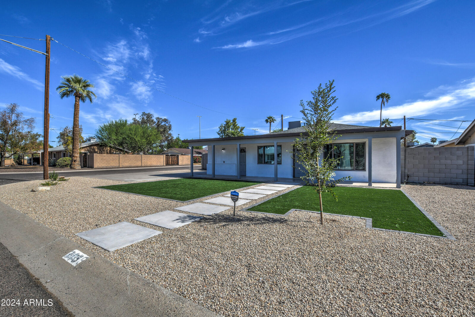 Property Photo: 3135 N 34th Street AZ 85018